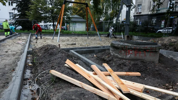 Remont Placu Sikorskiego