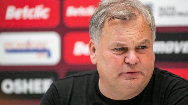 Tomasz Tułacz, trener Puszczy