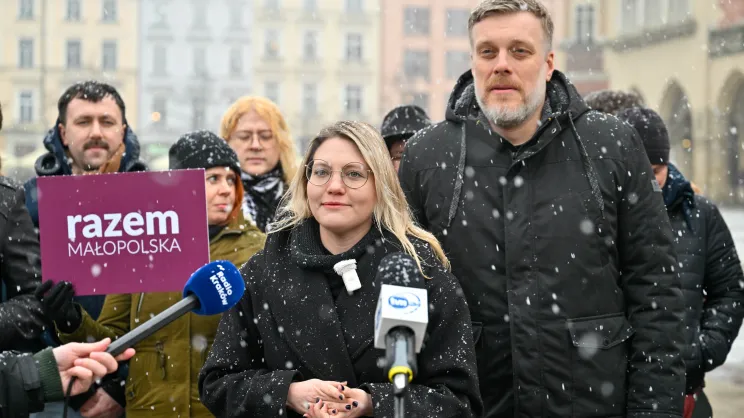 Konferencja Adriana Zandberga i Aleksandry Owcy na Rynku Głównym