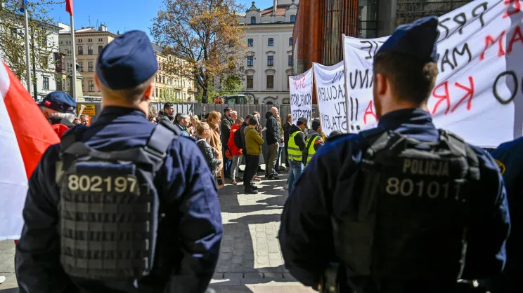 Protest przeciwko zagospodarowaniu terenów na Rybitwach