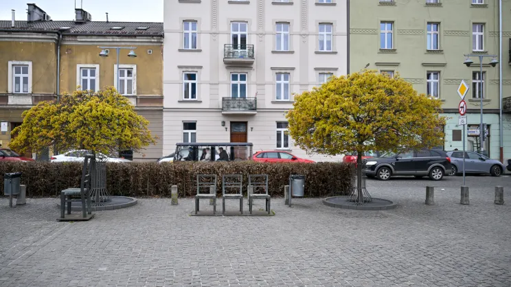 Modernizacja i nasadzenia na Placu Bohaterów Getta