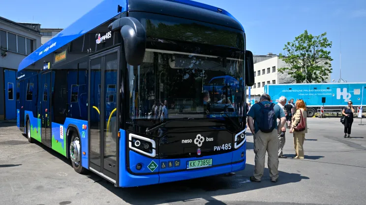 Przekazanie nowych autobusów wodorowych dla MPK