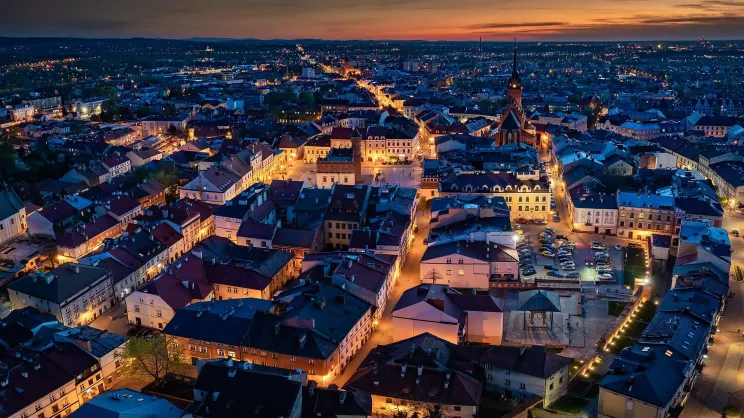 Tarnów nocą