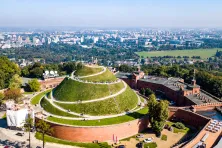 Na trasie Biegu Trzech Kopców jest m.in. Kopiec Kościuszki