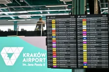 Otwarcie nowego tymczasowego terminalu dla oczekujących w Kraków Airport Balice