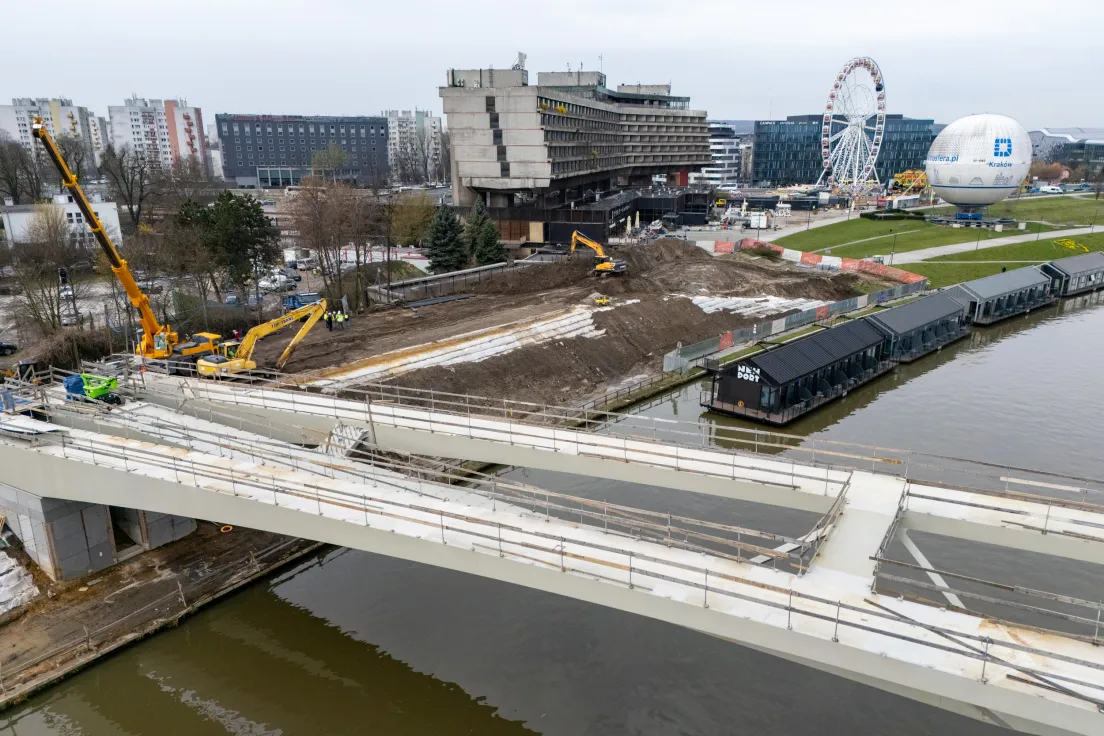 Kładka pieszo rowerowa nad Wisłą