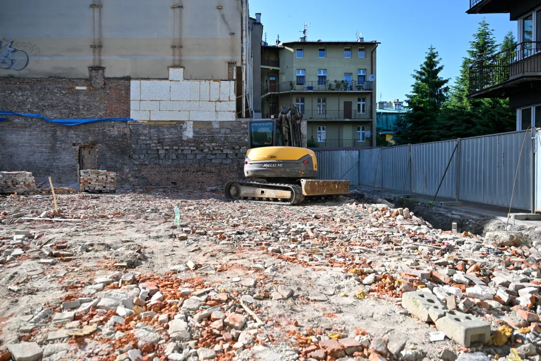 Wyburzona kamienica przy ul. Barskiej