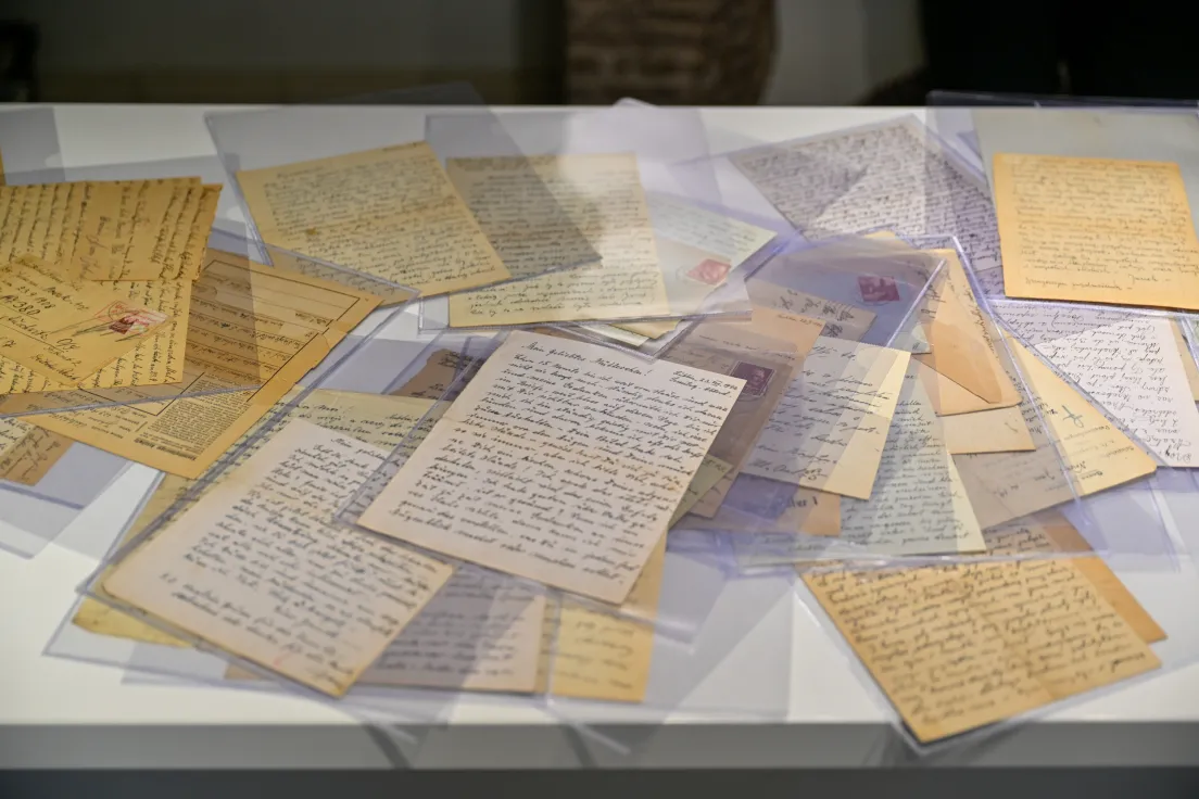 Listy i dokumenty więźnia obozów koncentracyjnych