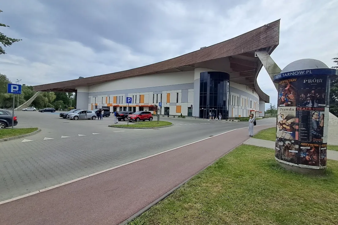 Hala Jaskółka w Tarnowie